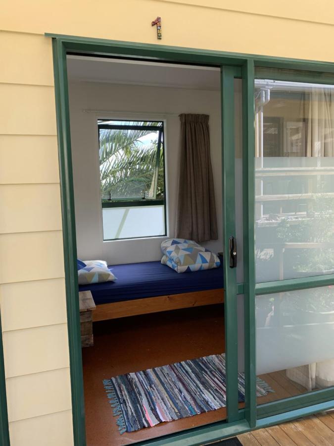 Pickled Parrot - Boutique Hostel 派西亚 外观 照片